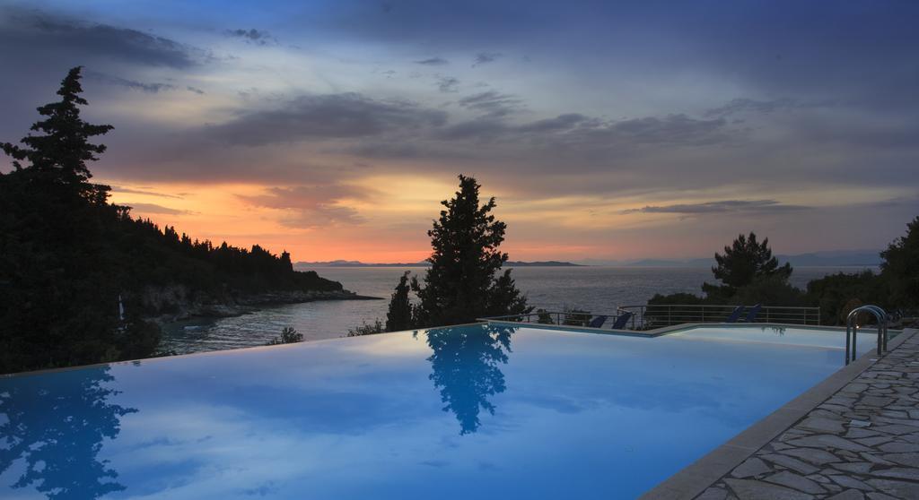 Glyfada Beach Villas Longos  Exterior photo